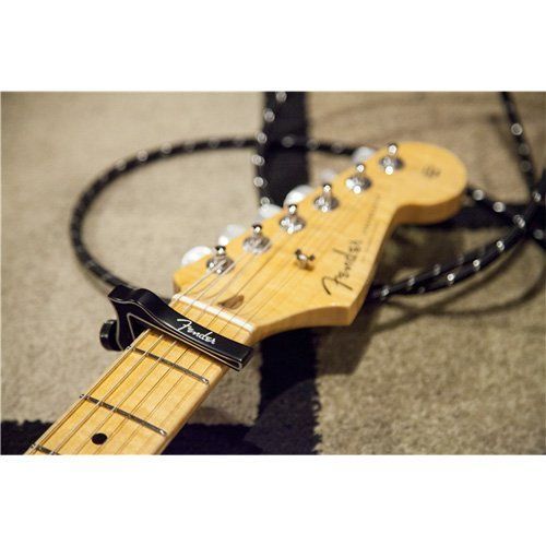 990409000 Fender Guitar Capo Black
