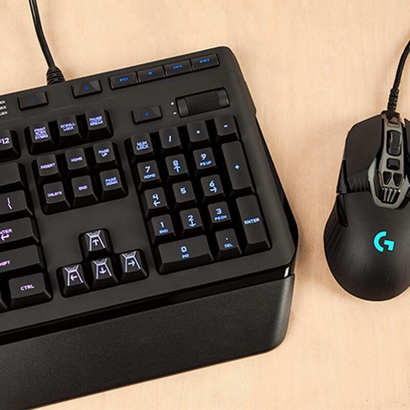 لوحة مفاتيح الألعاب الميكانيكية لوجيتك G910 أوريون سبكترم مع إضاءة خلفية متعددة الألوان