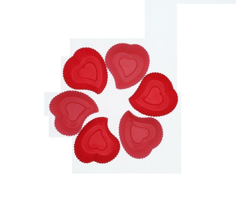 طقم عدد 6 كؤوس فطائر على شكل قلب أحمر ووردي